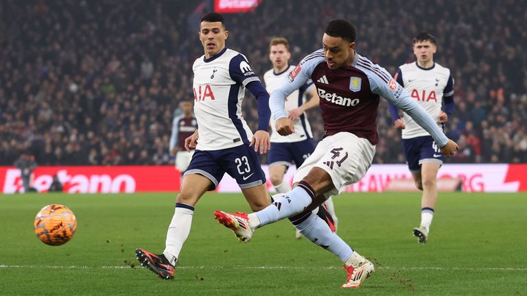 WATCH VIDEO Highlights Aston Villa 2-1 Tottenham 2025.02.09 Rashford mờ nhạt, Video highlights Aston Villa 2-1 Tottenham, Clip Aston Villa 2-1 Tottenham all goals highlights, See live result Aston Villa 2-1 Tottenham, Aston Villa Full Goals Highlight, Tottenham Full Goals Highlights, Premier League, Premier League Full Highlight, Trực tiếp bóng đá ngoại hạng Anh