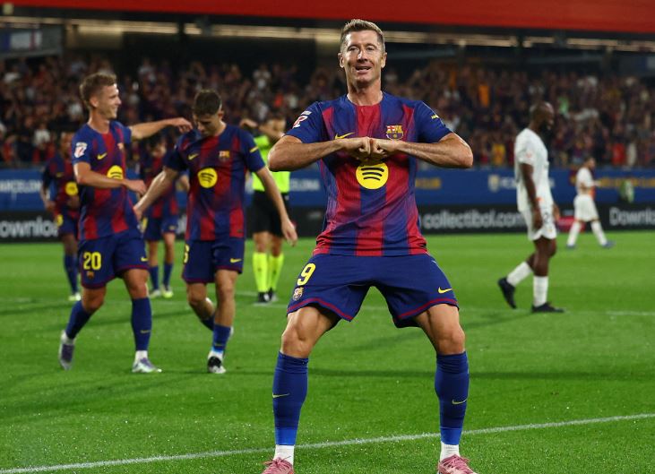 VIDEO Barcelona 6-0 Valencia Extended Highlights (2025.09.15) Full HD Without Yamal. In the match in the early morning of September 15, Fermin Lopez, Raphinha and Robert Lewandowski all scored doubles, helping Barcelona destroy Valencia with a score of 6-0. VIDEO Barcelona 6-0 Valencia Extended Highlights 2025.09.15 Full HD Without Yamal, Watch Barcelona 6-0 Valencia Highlights, Barcelona Full Goals Highlight, Valencia Full Goals Highlight, La Liga Full Goals Highlight, La Liga Full Highlight, La Liga Highlight, Clip bóng đá Tây Ban Nha, Clip kết quả bóng đá Tây Ban Nha hôm nay