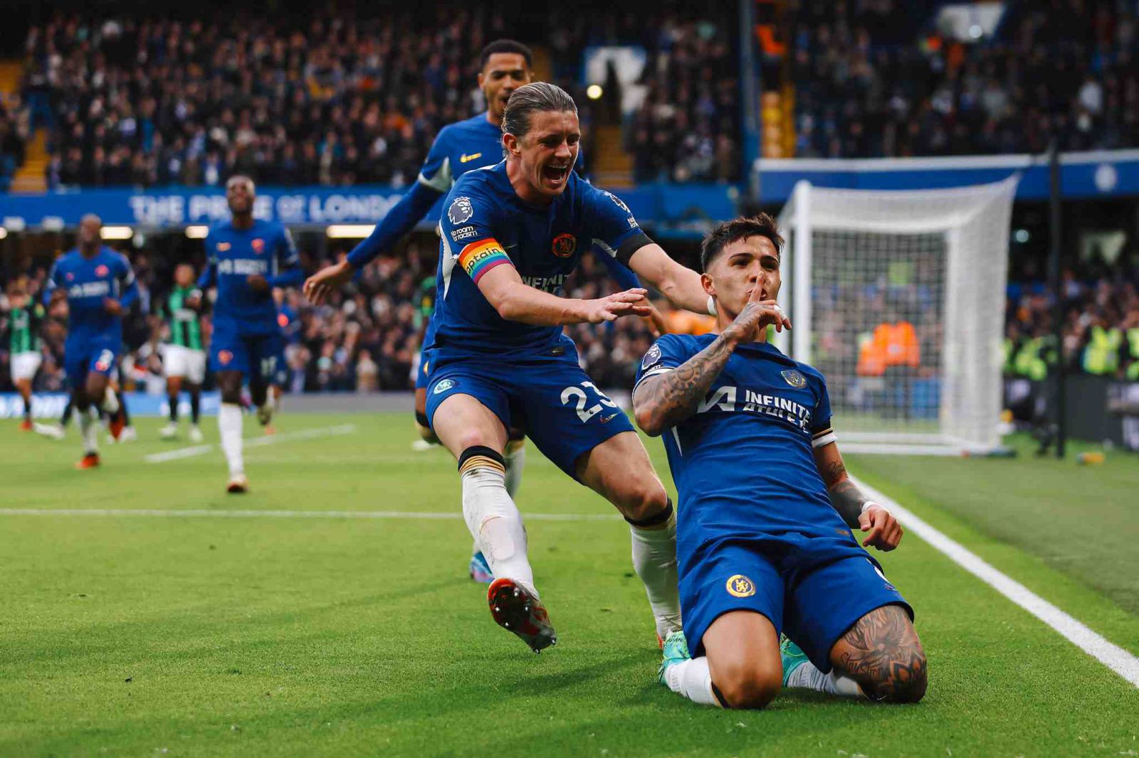 Video Chelsea FC 3:2 Brighton 2023.12.04 Chealse Vật Vã Thắng Trong Thế Thiếu Người, Premier League Full Goals Highlight, Premier League Full Highlight, Trực tiếp bóng đá ngoại hạng Anh, Xem bóng đá trực tiếp ngoại hạng Anh, Clip kết quả bóng đá Ngoại Hạng Anh hôm nay, Clip bóng đá ngoại hạng Anh, Xem trực tiếp bóng đá ngoại hạng Anh, Chelsea FC 3:2 Brighton, Video bàn thắng Chelsea FC 3:2 Brighton, Clip highlights Chelsea FC 3:2 Brighton, See highlights Chelsea FC 3:2 Brighton all goals, Watch Chelsea FC 3:2 Brighton all goals highlights, Chelsea Full Goals Highlight, Brighton Full Goals Highlights
