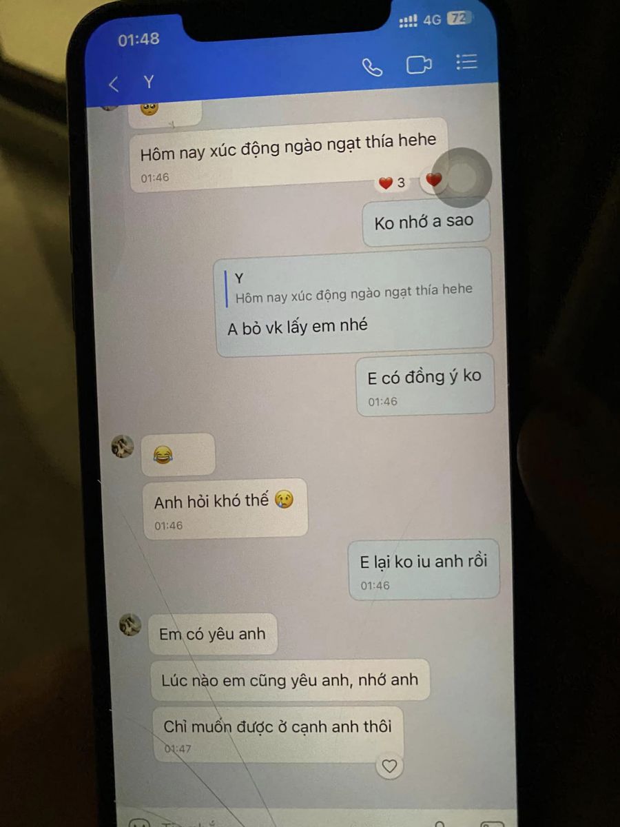 Bóc phốt tin nhắn ngoại tình như truyện sex, Chuyện sex ngoại tình, Loạt tin nhắn chồng ngoại tình với tiểu tam như chuyện sex, Bóc phốt tin nhắn ngoại tình ở Hải Phòng, Bóc phốt tiểu tam giật chồng ở Hải Phòng, Hình ảnh tin nhắn ngoại tình của tiểu tam với chồng người khác, Bóc phốt tin nhắn chát sex của tiểu tam và chồng người khác, Gái xinh ngoại tình chat sex, Tin nhắn Lòng Xào Dưa 30K NÓNG như Truyện Sex, Tin nhắn ngoại tình như truyện sex của tiểu tam, Nội dung tin nhắn Lòng Xào Dưa 30K, Lòng Xào Dưa 30K chê vợ của tình nhân lười xôn xao Facebook, Chân dung cô gái bán xăng ngoại tình, Cô bán xăng ngoại tình, Nhân viên sở tài chính ngoại tình, Nhân viên sở tài chính ở Hải Phòng ngoại tình, Cô gái làm ở sở tài chính ở Hải Phòng ngoại tình, Facebook em Phạm Phương Linh, Facebook Linh Phạm Hải Phòng, Phạm Phương Linh 98 Hải Phòng